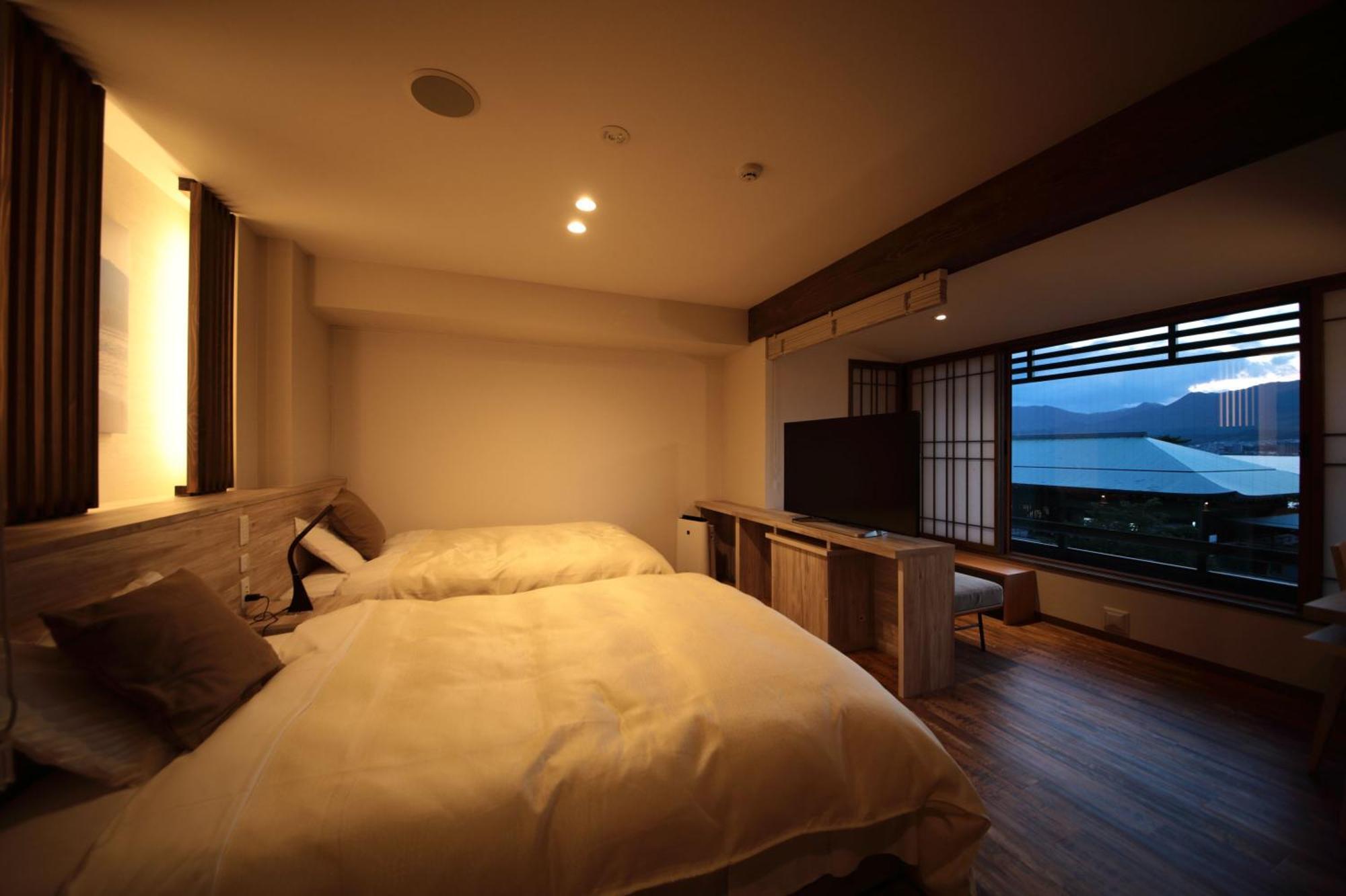 Hotel Miyajima Villa Hatsukaichi Exteriör bild