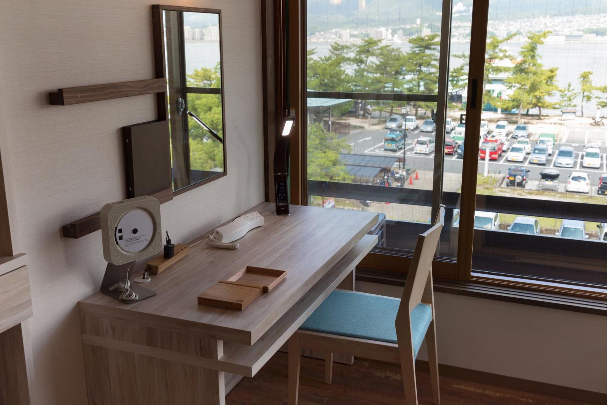Hotel Miyajima Villa Hatsukaichi Exteriör bild