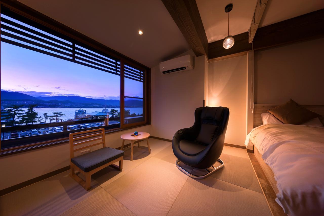 Hotel Miyajima Villa Hatsukaichi Exteriör bild