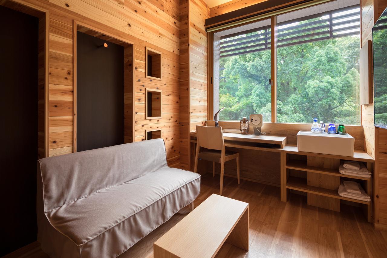 Hotel Miyajima Villa Hatsukaichi Exteriör bild